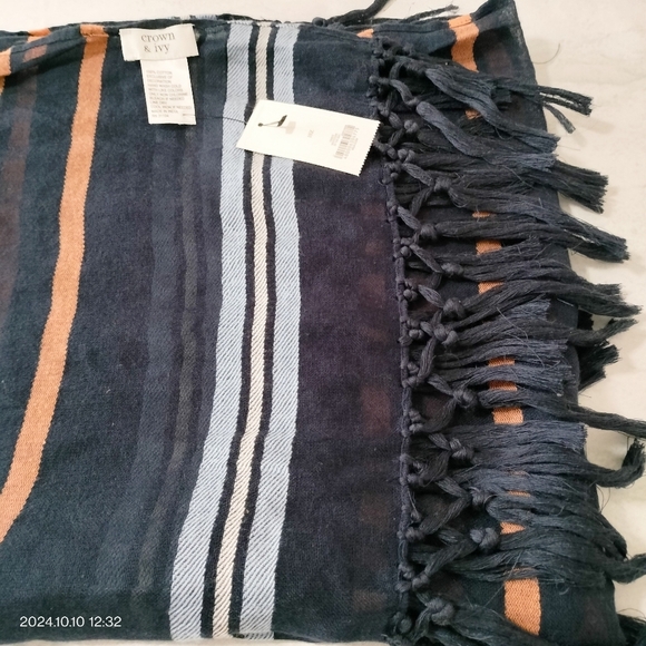 Crown & Ivy Navy Striped by the Sea Multifunctional Scarf Shawl Rectangle Tassel - Picture 7 of 11